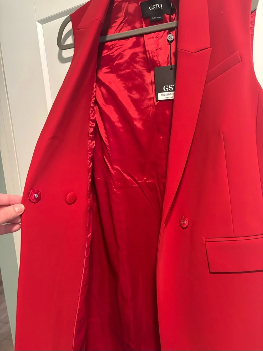 NWT GSTQ Women's Red Sleeveless Long Blazer Vest - Picture 3 of 5
